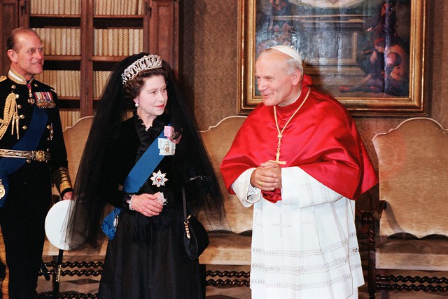 QEII obliging JPII by wearing black lace as is expected of her