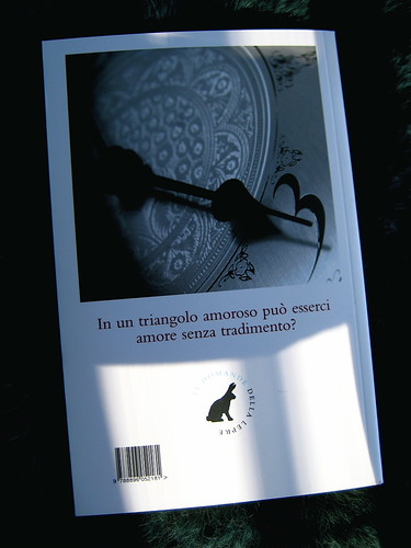 Violet Keppel Trefusis, Broderie Anglaise, La lepre edizioni 2010; prog. grafico: Francesca Schiavoni; alla q. di cop: imm. fotog. b/n non attribuita (part.), 1