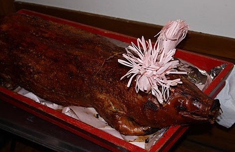 Chinese Wedding - Gift of a whole roasted pig