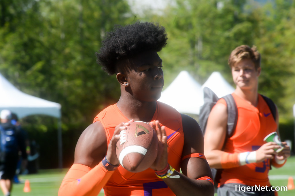 Clemson Recruiting Photo of Justyn Ross and theopening