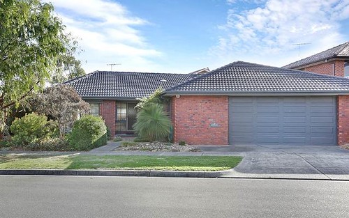 6 Dianna Ct, Wheelers Hill VIC 3150
