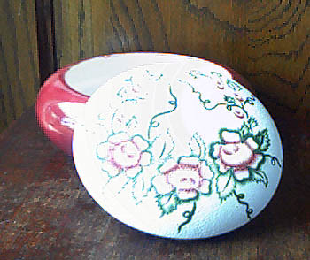 Rose lidded container1a