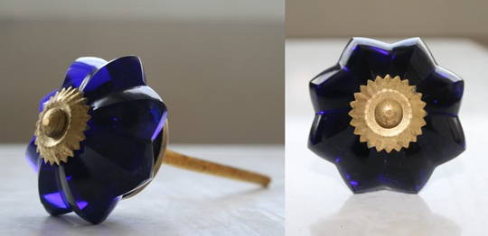 blue+flower+brass+knob