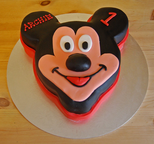 Mickey Mouse Cake – Beautiful Birthday Cakes