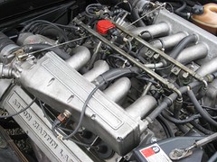 Aston Martin V8 Volante EFi (1988)