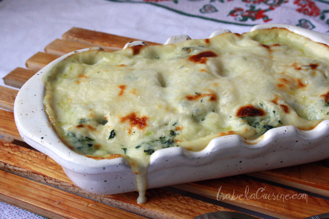Pasta with cream cheese and spinach