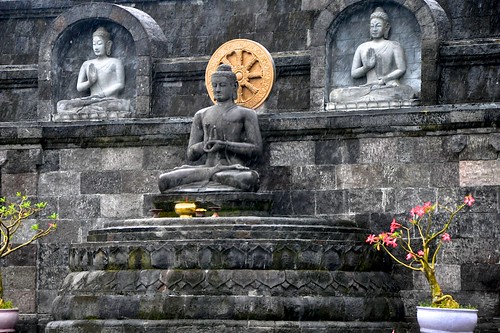 Brahma Vihara Arama, Buddhist Monastery 021