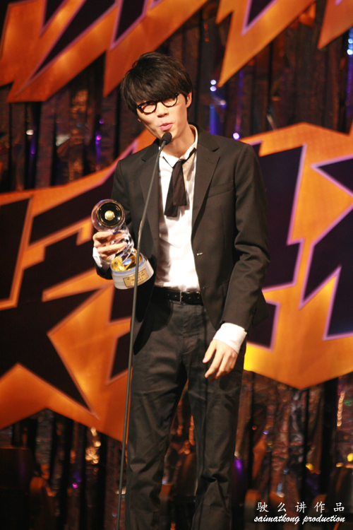 Khalil Fong 方大同 – 至尊流行榜頒獎典禮 2009
