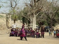 video danza funeraria de la etnia de los Dogos Mali 07