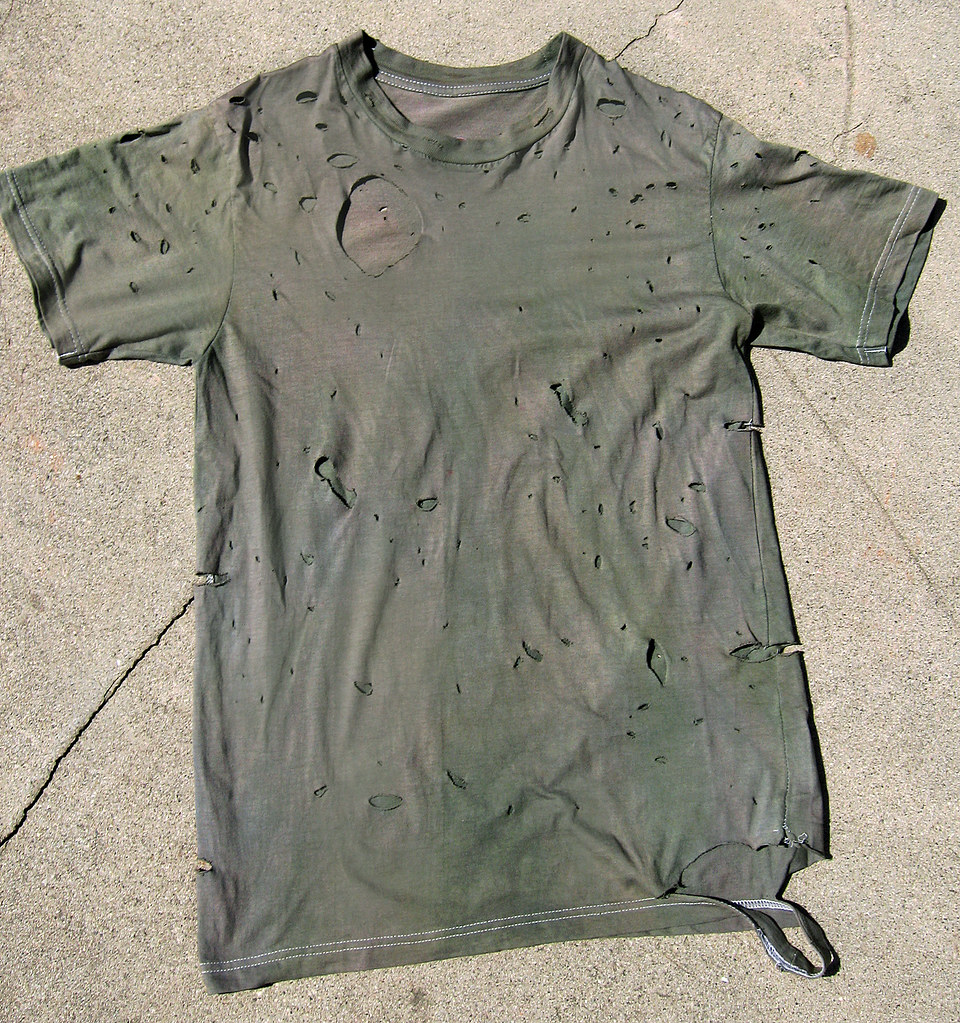 Slashed T shirt DIY -Balmain -11 -2