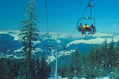 Pět tipů na jarní lyžování s dětmi