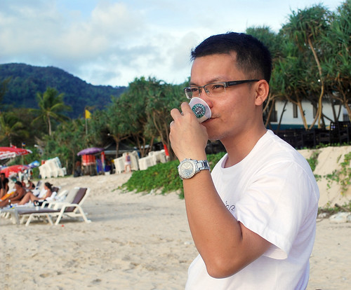 Patong beach14