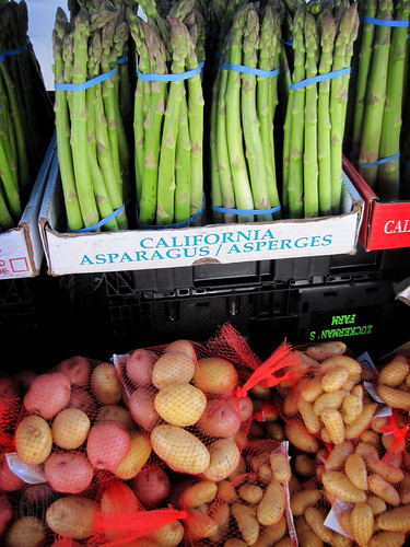 asparagus and potatos