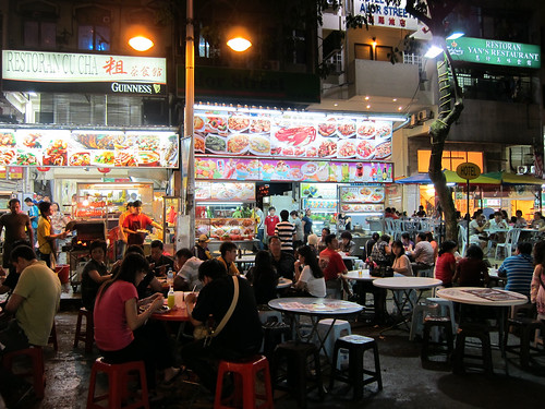 Cu Cha Restaurant in Kuala Lumpurs Jalan Alor food street. Photo: saragoldsmith / Flickr Creative Commons