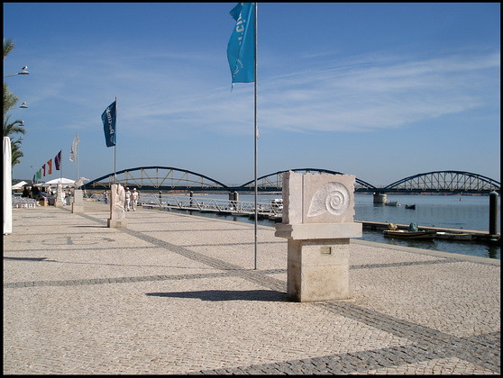 Portimão-Portugal<br/>© <a href="https://flickr.com/people/17501056@N00" target="_blank" rel="nofollow">17501056@N00</a> (<a href="https://flickr.com/photo.gne?id=4659104563" target="_blank" rel="nofollow">Flickr</a>)