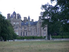 Kinnaird Castle