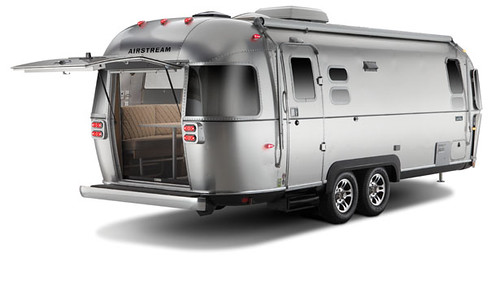 EB Airstream - Exterior 