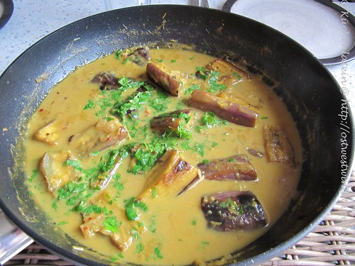 Auberginen Curry mit Zitronengras & Kokosnussmilch