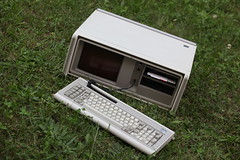 IBM Portable Personal Computer :: Retrocomputing on the green.