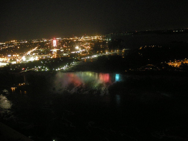 Vista Nocturna desde Skylon Tower