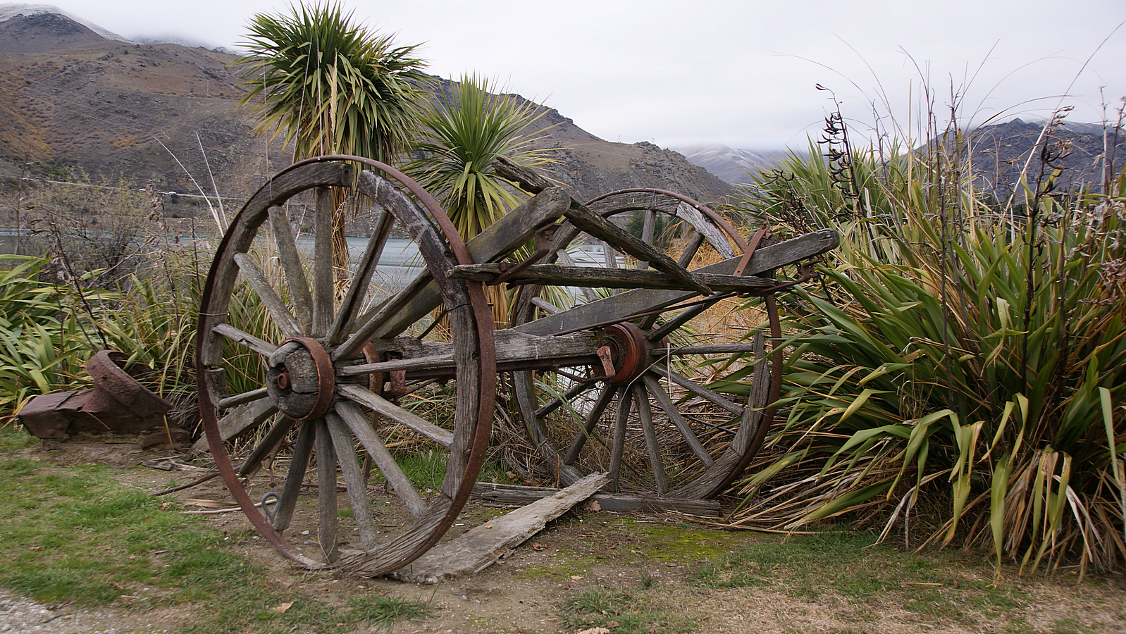 Old Dray. | Cromwell's Old Town on the shore of Lake Dunstan… | Flickr