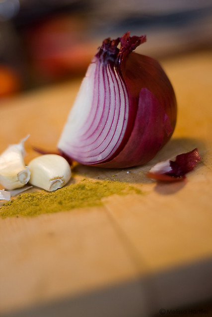 Onions, garlic and curry powder