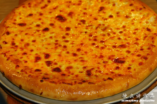 Extreme Cheesy 6 from Pizza Hut