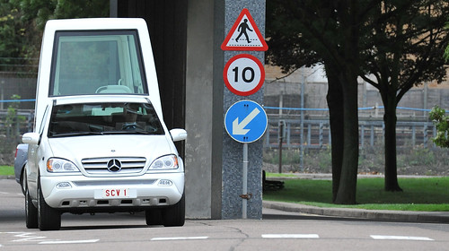 The popemobile in London - Catholic Church (England and Wales)