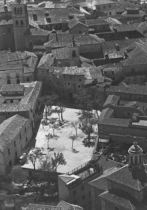 Vista aérea de la Plaza de Padilla a inicios del siglo XX
