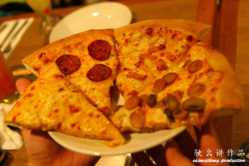 Extreme Cheesy 6 from Pizza Hut