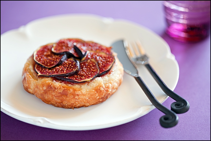 Tart with figs and Camembert