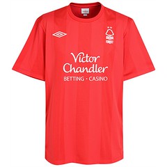 Nottingham Forest Umbro 2010/11 Home Kit / Jersey
