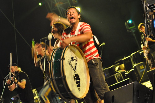 Gogol Bordello by Pirlouiiiit 15072010