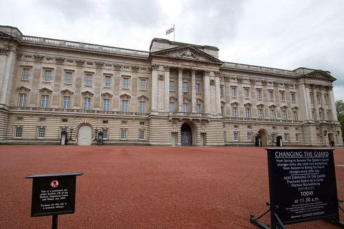 Buckingham Palace1