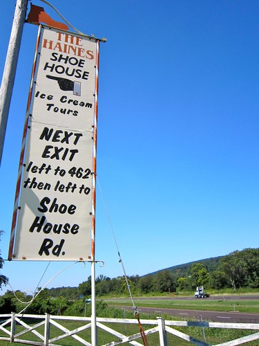 Shoe House Sign
