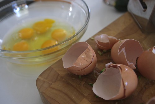 egg cracking