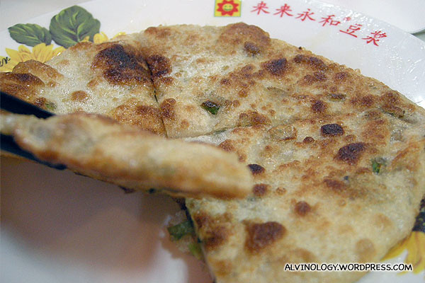 葱油饼 - Chinese spring onion pancake