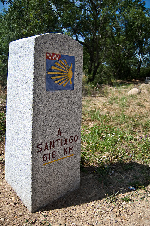 Mojones e hitos kilometricos del Camino de Santiago