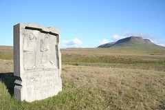 Monumento aos primeiros missionários cristãos na Islândia