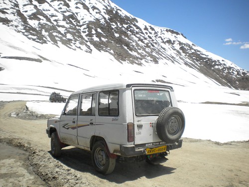 Ride into Zanskar Valley