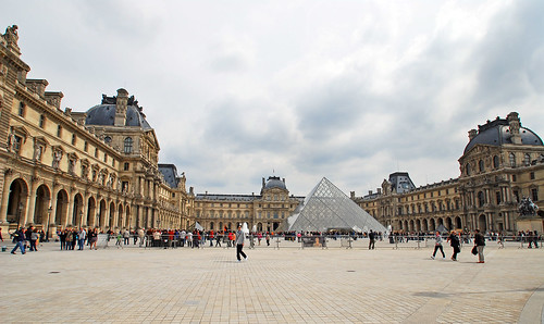 Louvre Museum10