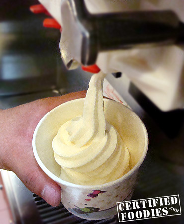 Yogiberry Frozen Yogurt - done pumping away - CertifiedFoodies.com