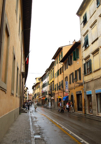 Pisa street view1