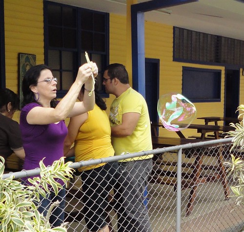 Taller Burbujas apoyado por Fundación Educar, Alajuela
