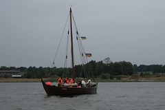 Knorr (wikingerzeitliches Handelsschiff) „Sigyn“ auf der Schlei vor Schleswig - Wikinger Museum Haithabu WHH 31-07-2010