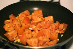 caramelized tomato and basil pasta