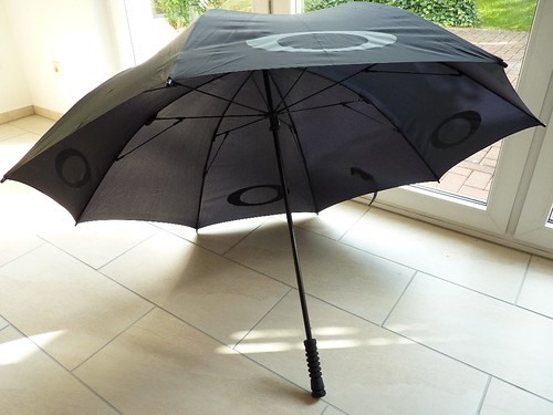oakley golf umbrella