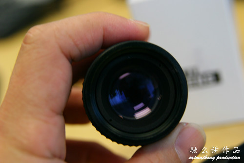 Sony Nex-3 and Nex-5 35mm F/1.7 Prime Lens