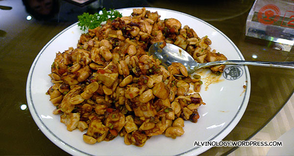 Chicken with peanuts dish