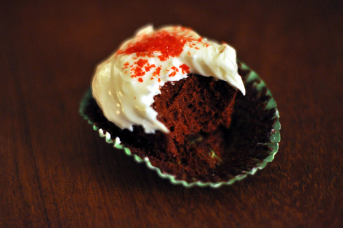 Red velvet-cupcake